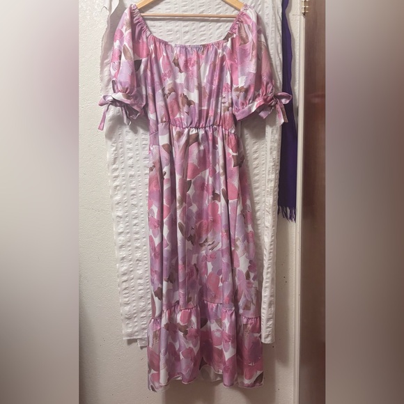 Floral Off-Shoulder Pink Dress - Picture 15 of 15